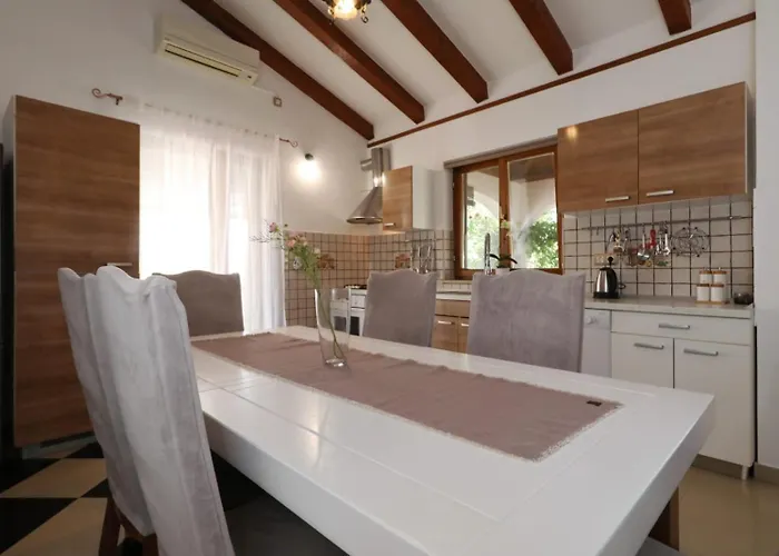 House Stratus Σπίτι διακοπών