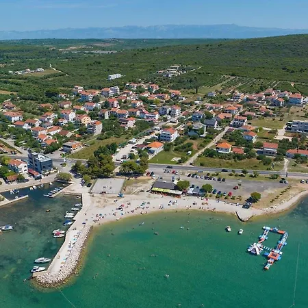 Hébergement de vacances House Stratus *