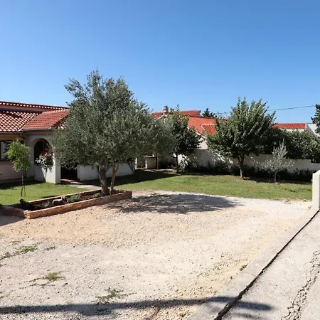 Hébergement de vacances House Stratus